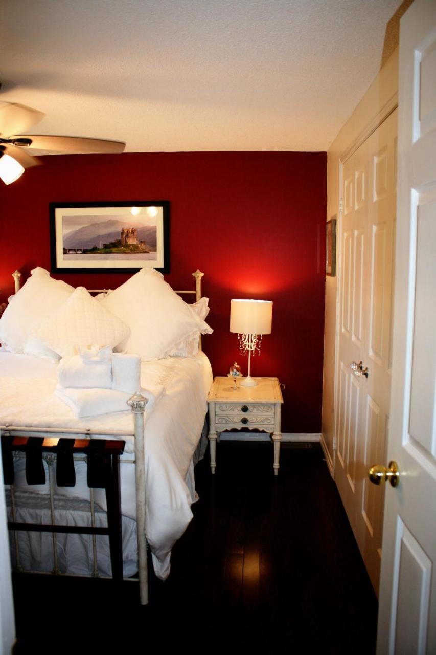 The Tartan House Bed & Breakfast Ajax Eksteriør billede