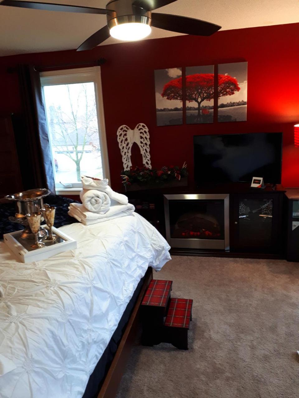 The Tartan House Bed & Breakfast Ajax Eksteriør billede